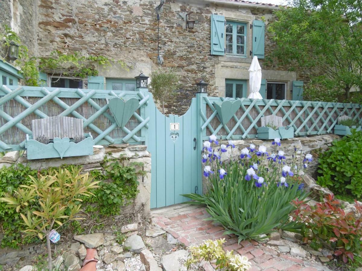 Alba Melusine Bed & Breakfast Vouvant Ngoại thất bức ảnh