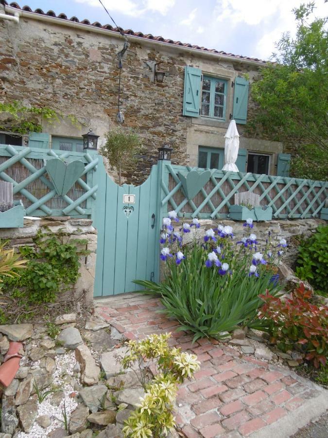 Alba Melusine Bed & Breakfast Vouvant Ngoại thất bức ảnh